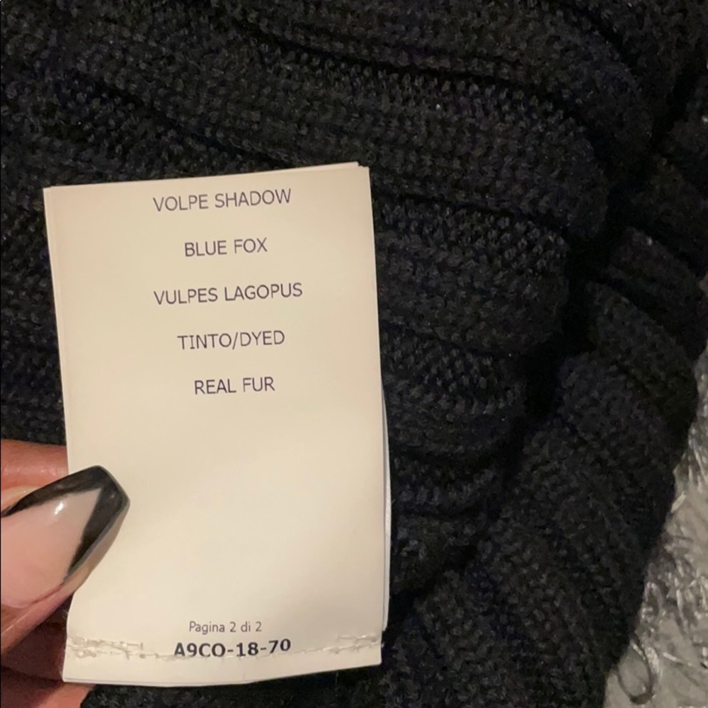 Moncler Black Beanie REAL FUR Pom Pom Hat Authentic - Picture 11 of 14